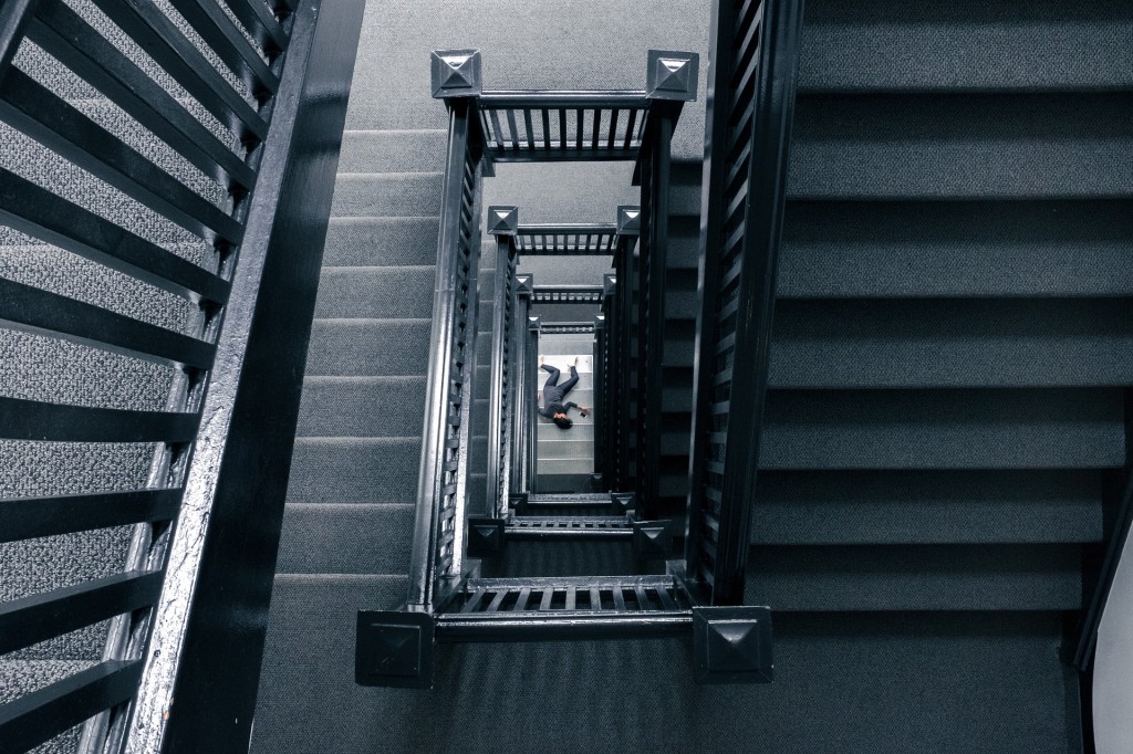 staircase 828601 1920