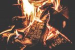 Συστάσεις για τη χρήση τζακιών και θερμαστρών στερεών καυσίμων