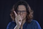 Μήπως ο έλεγχος των καταναλωτικών συνηθειών μας καταπιέζει;
