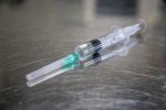 Θετικά τα αποτελέσματα από το εμβόλιο της Οξφόρδης