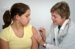Το εμβόλιο της γρίπης ίσως προστατεύει από σοβαρή Covid-19