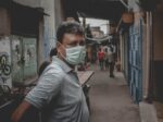 Πολλαπλάσιοι από τους καταγεγραμμένους οι θάνατοι από Covid-19 στην Ινδία