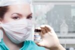 Πρόσκληση για ένταξη γιατρών στο Εθνικό Πρόγραμμα Εμβολιασμών κατ’ οίκον